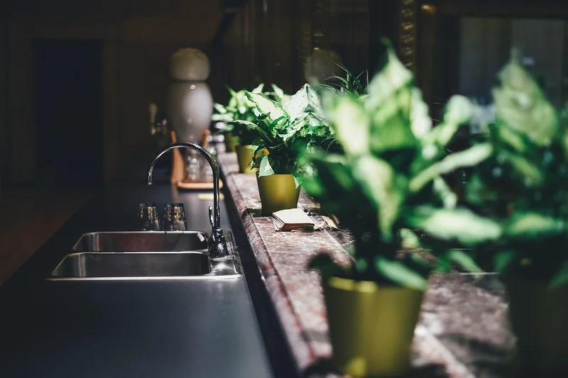 Pourquoi mon robinet goutte-t-il et comment le réparer soi-même ?