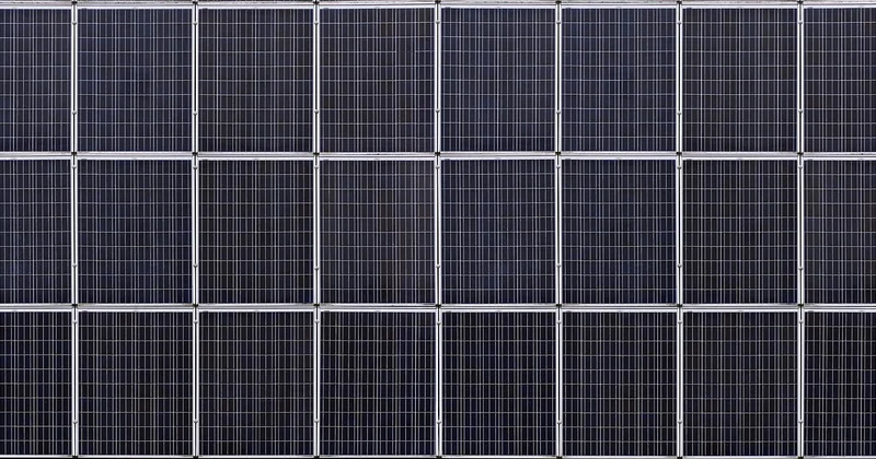 Est-il possible de convertir un chauffe-eau électrique en système solaire ?